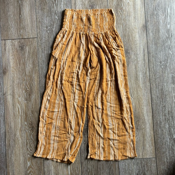 Flowy pants - Picture 1 of 4